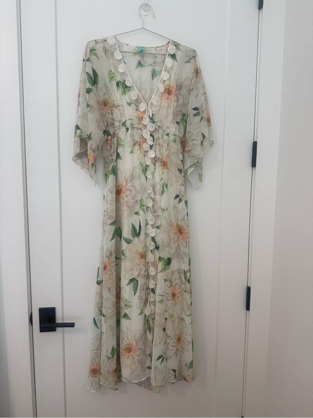 FARM Rio Cream Floral Maxi Dress with Green Leaves and Blush Accents